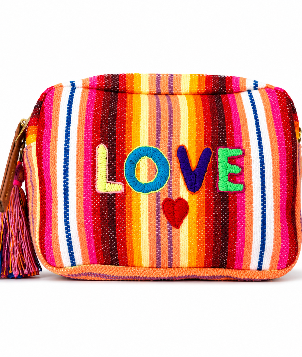 Happy pouch – LOVE